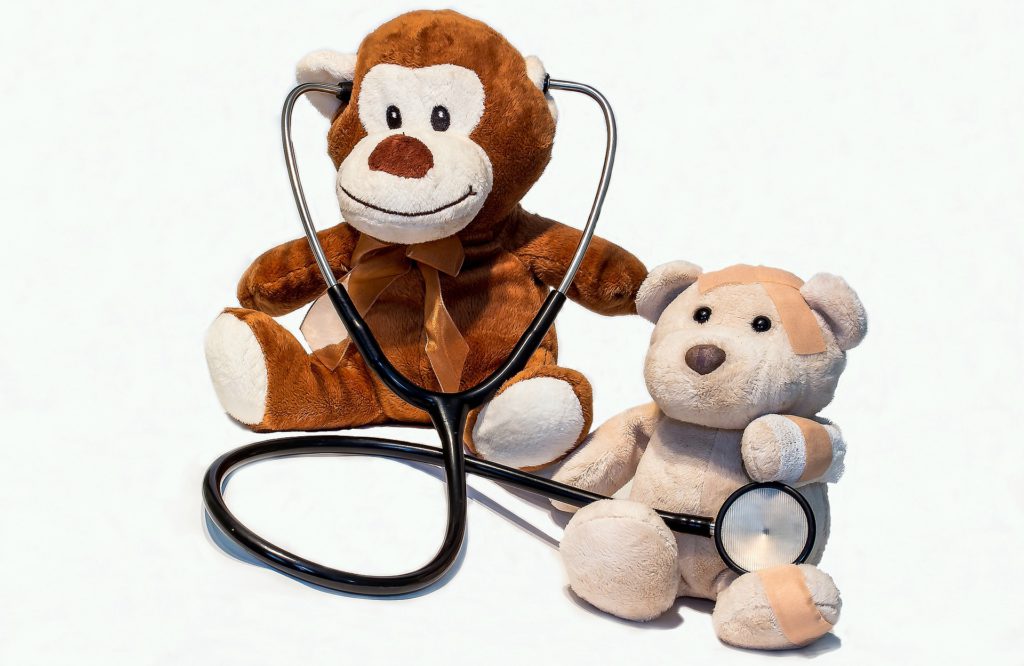 Preise, Preisliste, Teddy und Bär beim Doktor